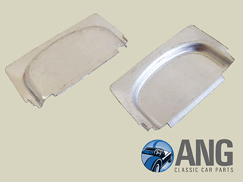 FRONT SIDELIGHT LAMP METAL DIVIDERS x 2 ; MORRIS MINOR 1000 (1098cc) &#39;63-&#39;71