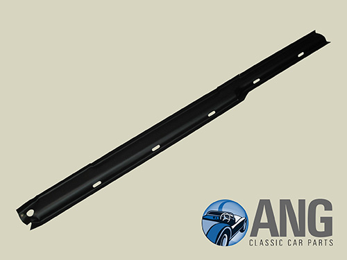 RIGHT HAND INNER SILL PANEL ; TR6