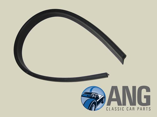 WINDSCREEN FRAME TO A-POST RUBBER SEAL ; TR6