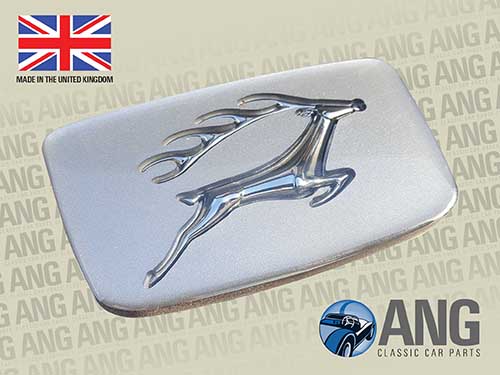 FRONT GRILLE BADGE INSERT (GREY) ; STAG Mk1